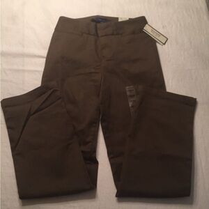 Women’s ideal fit Dockers size 4